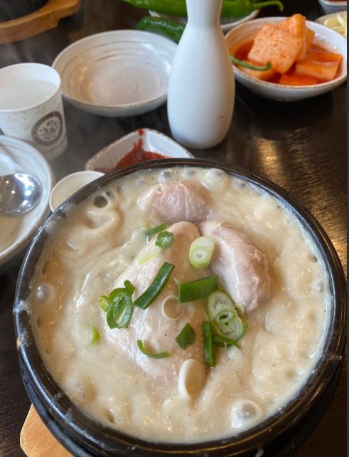 경복궁들깨삼계탕 3