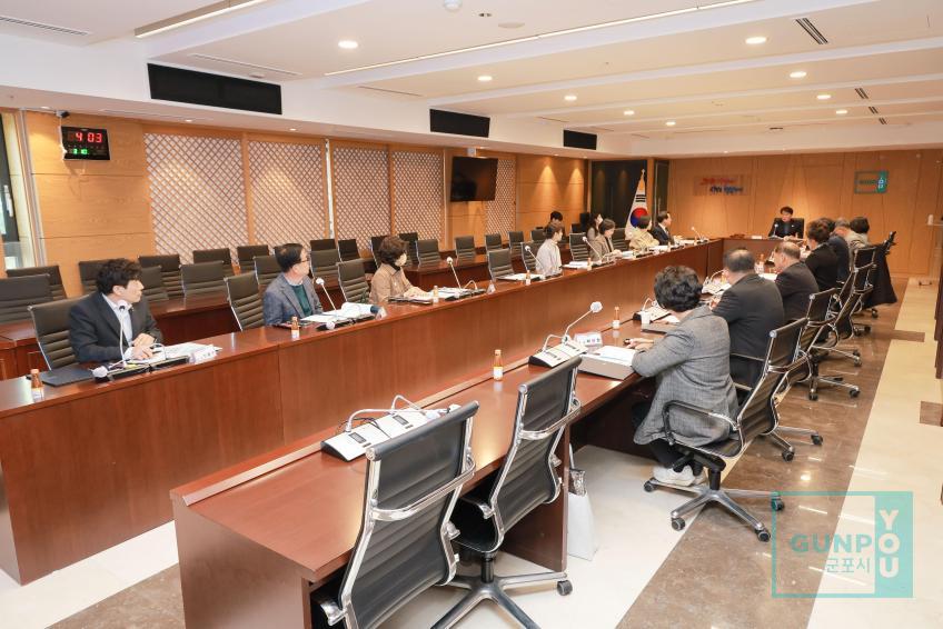 소상공인지원위원회 정기회의 의 사진4