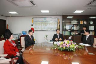 한국교통장애인협회장(장석규) 도서기증식