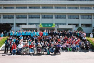 자활 및 중증장애인 봄나들이(이웃사랑봉사단)