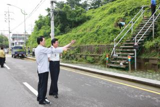 재난위험지역 현장 방문(당동 삼성미도아파트앞 법면)