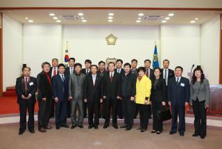중국 린이시 사절단 의회 방문