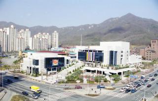 군포문화예술회관 전경