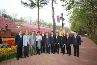 역대부시장 초청 철쭉동산 견학