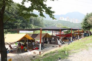 초막골 가족캠핑장
