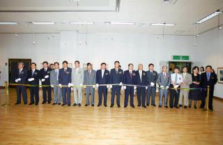 제55주년 광복절 기념 북한그림 순회 전시회