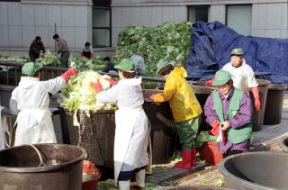 불우이웃돕기 김장 담가주기 행사