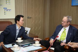 영국 책마을 창시자 방문 접견