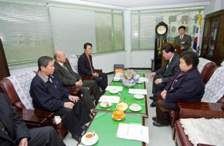 도앙문 지역단체장들과 대화(대야동)