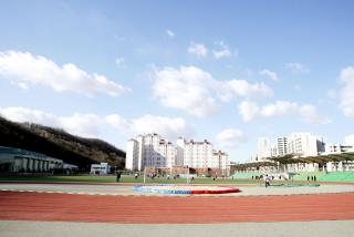 시민체육광장 및 근로자 종합복지관 전경