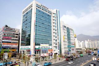 중심상가 간판정비 시범지역 공사전 모습