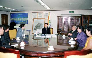 적십자회비 전달