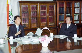 일본 가나가와현 일행 접견