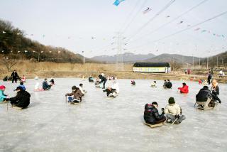대야동 얼음썰매장 및 반월호수