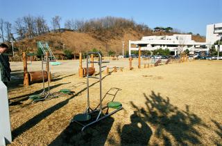 다목적운동장 체육시설물 설치