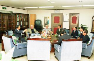 캐나다 벨빌시 대표단 이임인사