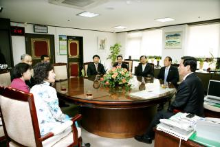 국내 자매단체 사절단 접견
