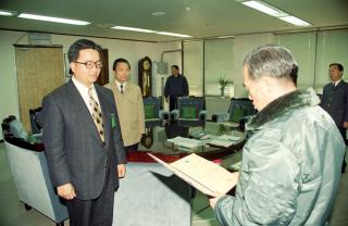 어머니 합창단 지휘자 임용장 교부