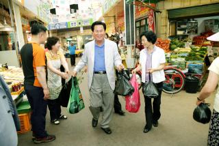 재래시장 활성화 일원 공무원 장보기