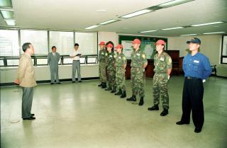 공익요원 격려금 전달