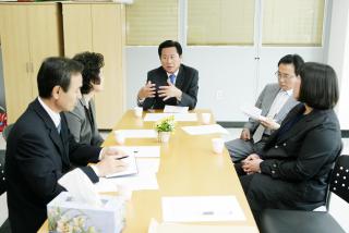 중앙도서관 청소년상담실 방문 현황청취