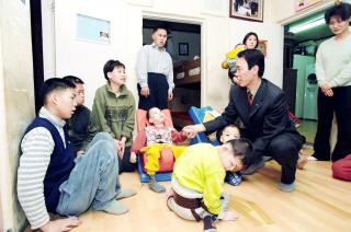 양지의 집 방문