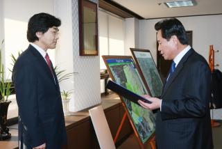 시립여성합창단 상임단원(지휘자) 위촉장 수여