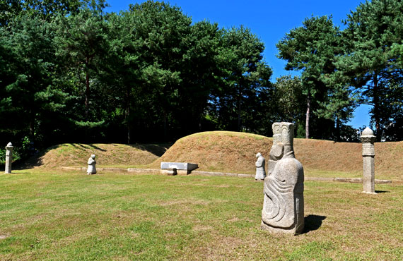 Master Yi Ki-jo’s Tomb